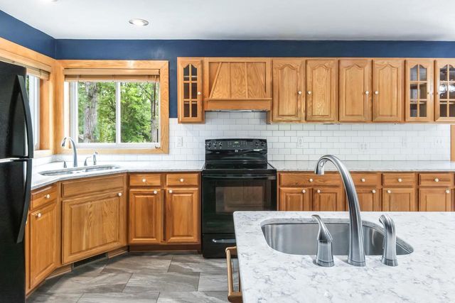 W3075 Grouse Road, Pardeeville, WI 53954