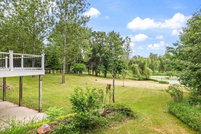 W3075 Grouse Road, Pardeeville, WI 53954
