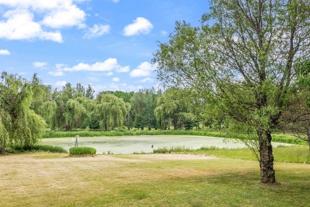 W3075 Grouse Road, Pardeeville, WI 53954