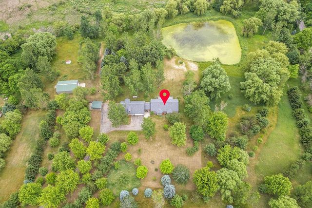 W3075 Grouse Road, Pardeeville, WI 53954