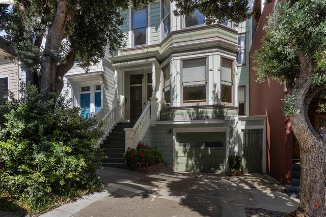12 Beaver St, San Francisco, CA 94114