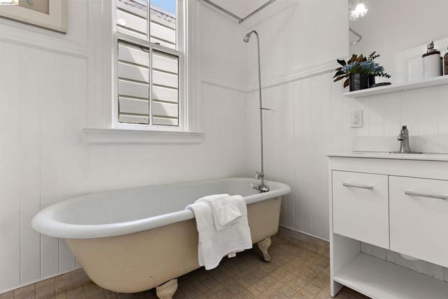 12 Beaver St, San Francisco, CA 94114