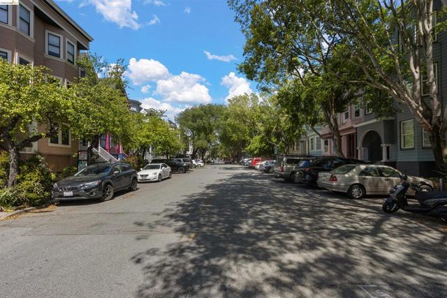 12 Beaver St, San Francisco, CA 94114