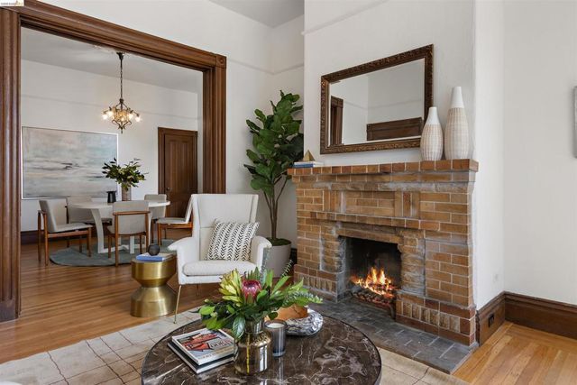 12 Beaver St, San Francisco, CA 94114