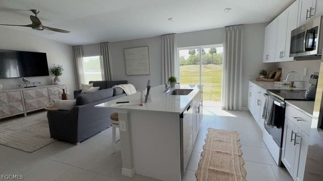 11918 Savanna Lakes BLVD, Lehigh Acres, FL 33974