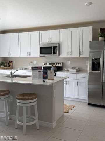 11918 Savanna Lakes BLVD, Lehigh Acres, FL 33974