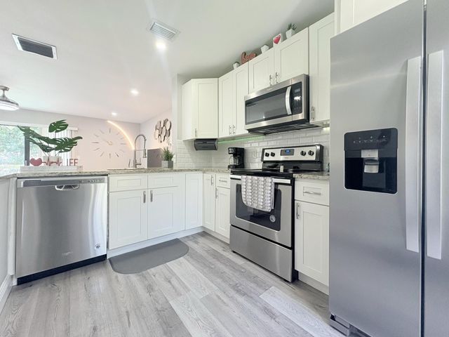 850 Hill Drive D, West Palm Beach, FL 33415