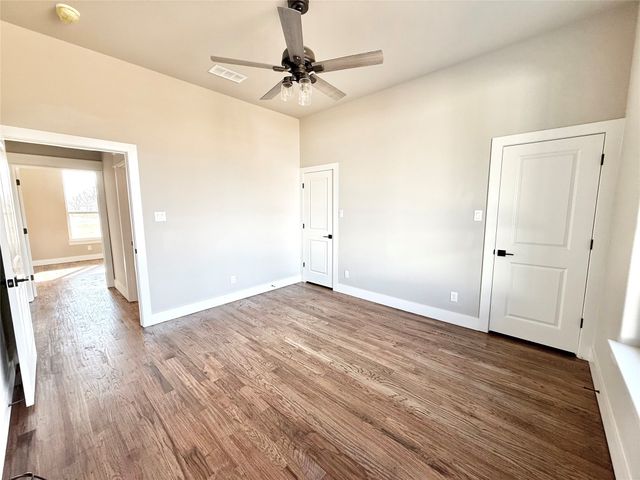 1642 EARHART Drive, Granbury, TX 76049