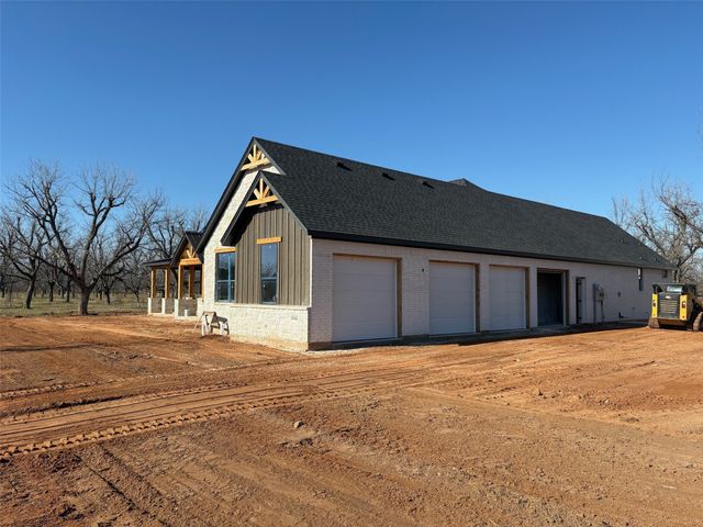 1642 EARHART Drive, Granbury, TX 76049