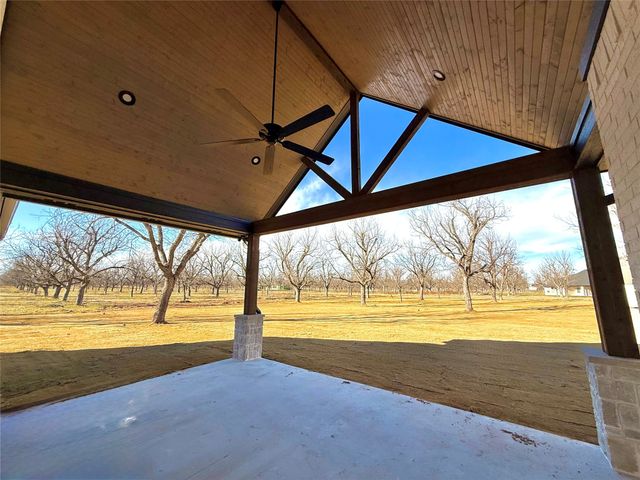 1642 EARHART Drive, Granbury, TX 76049