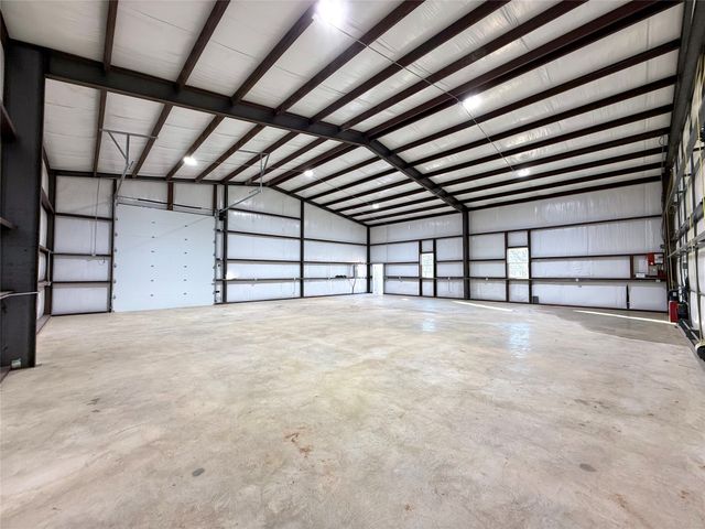 1642 EARHART Drive, Granbury, TX 76049