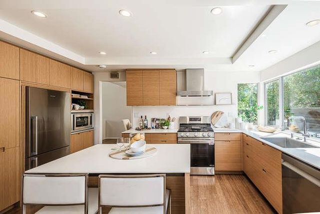 532 Anchor Circle, Redwood City, CA 94065