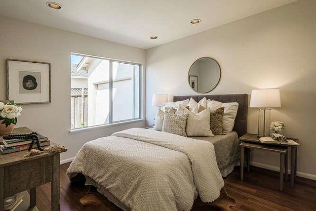 532 Anchor Circle, Redwood City, CA 94065