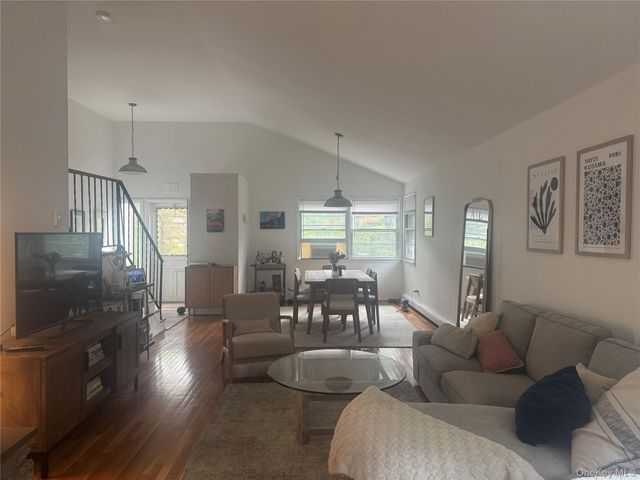 210 Michigan Avenue, Port Jefferson, NY 11777