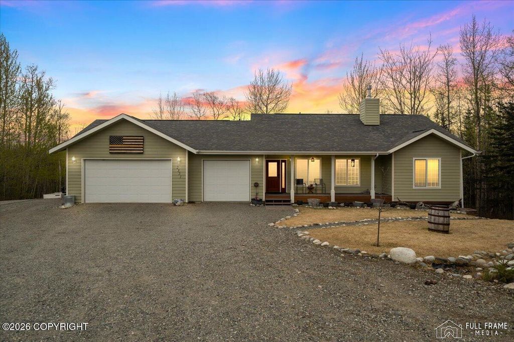 2351 S Colleen Street, Palmer, AK 99645