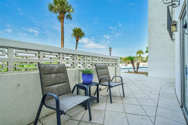 601 N MCDONALD STREET 2, Mount Dora, FL 32757