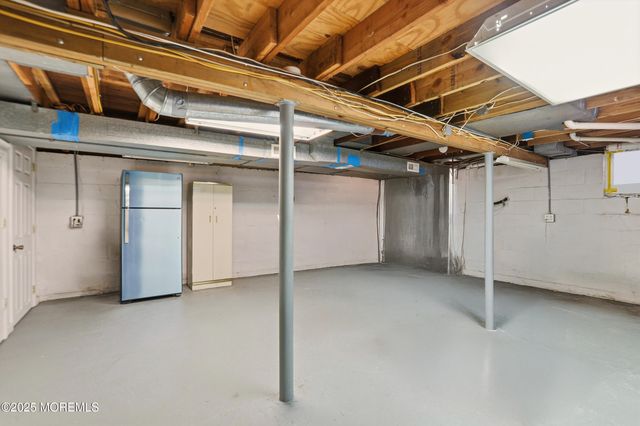 648 Brewers Bridge Road, Jackson, NJ 08527