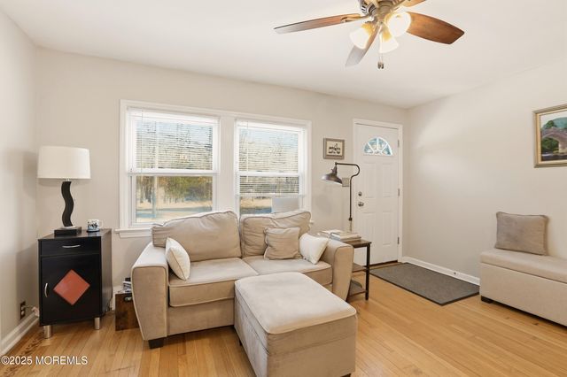 648 Brewers Bridge Road, Jackson, NJ 08527