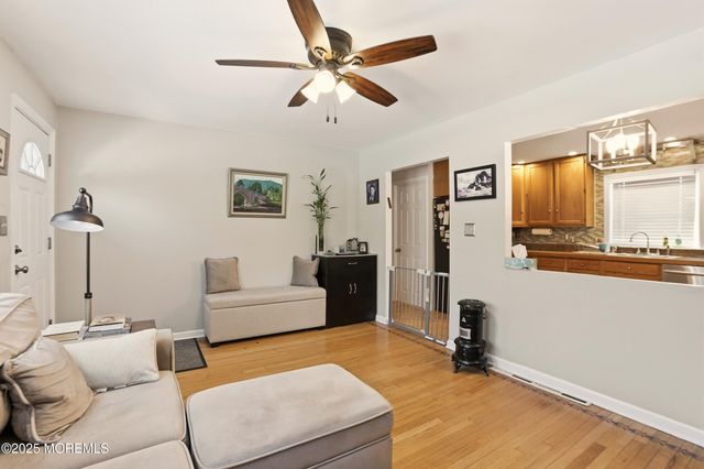 648 Brewers Bridge Road, Jackson, NJ 08527