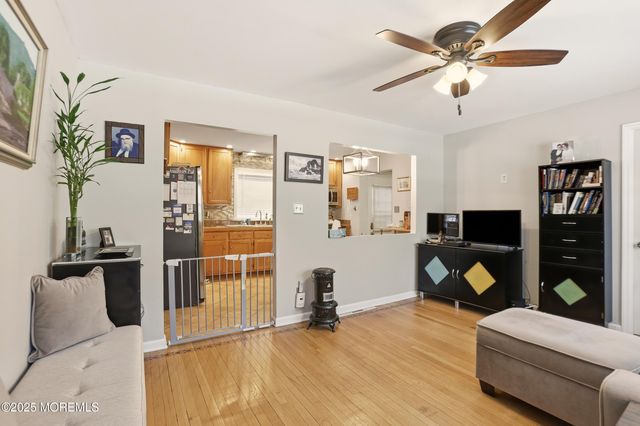 648 Brewers Bridge Road, Jackson, NJ 08527