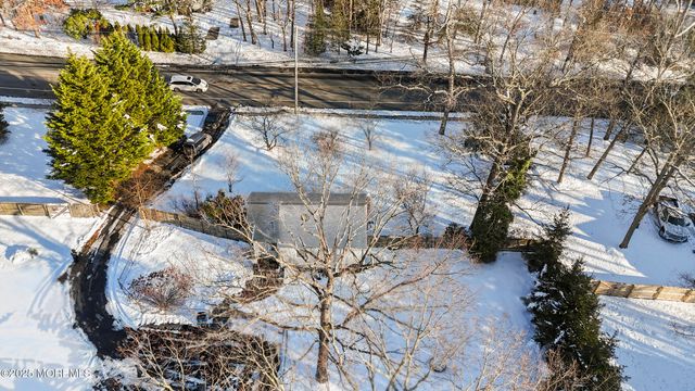 648 Brewers Bridge Road, Jackson, NJ 08527