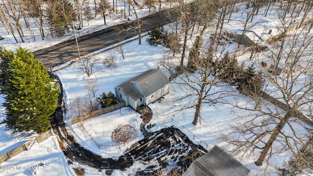 648 Brewers Bridge Road, Jackson, NJ 08527