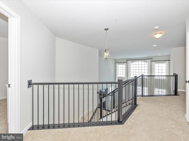 2744 SCARECROW TER, Frederick, MD 21702
