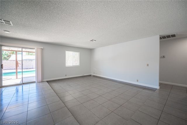 5142 Tahnee Drive, Las Vegas, NV 89122