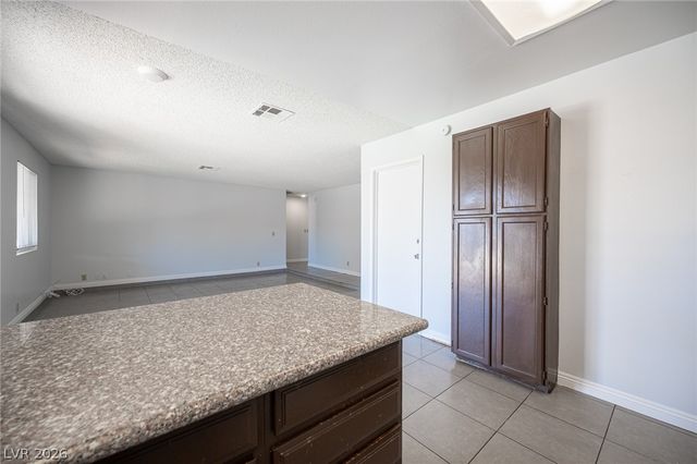 5142 Tahnee Drive, Las Vegas, NV 89122