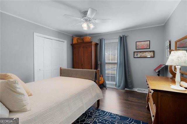 136 Meadow Lane, Calhoun, GA 30701