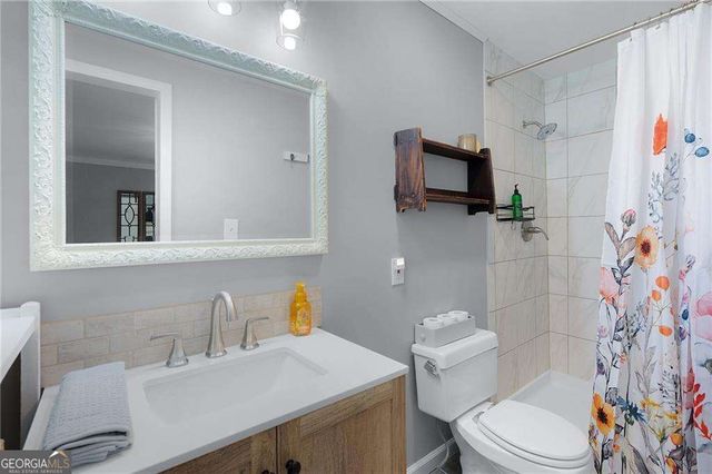 136 Meadow Lane, Calhoun, GA 30701