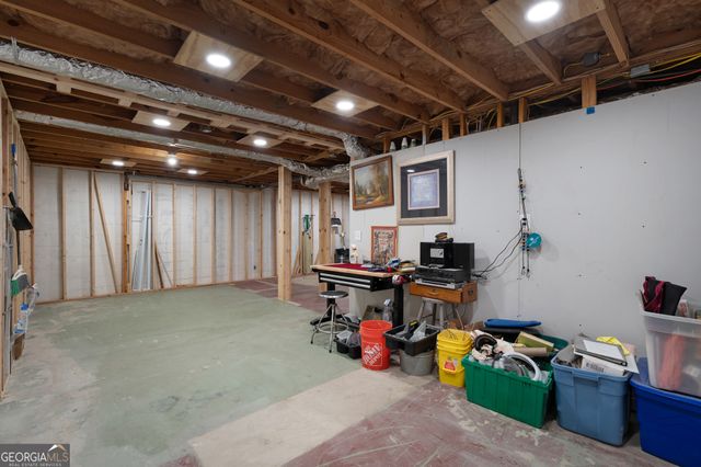 136 Meadow Lane, Calhoun, GA 30701