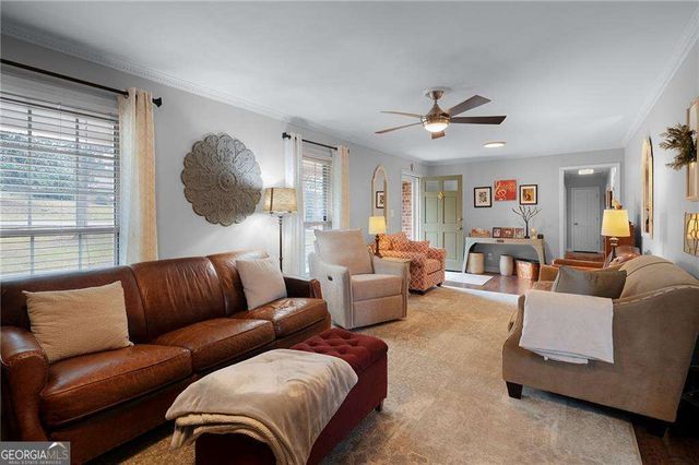 136 Meadow Lane, Calhoun, GA 30701