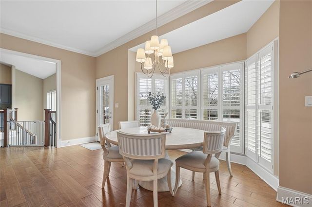 9 Graybridge Drive, Ladue, MO 63124