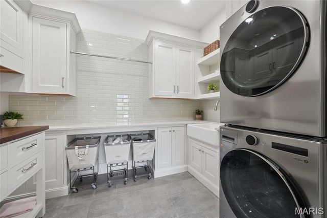 9 Graybridge Drive, Ladue, MO 63124