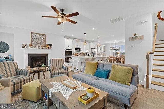 6176 Eves Way, Norcross, GA 30071