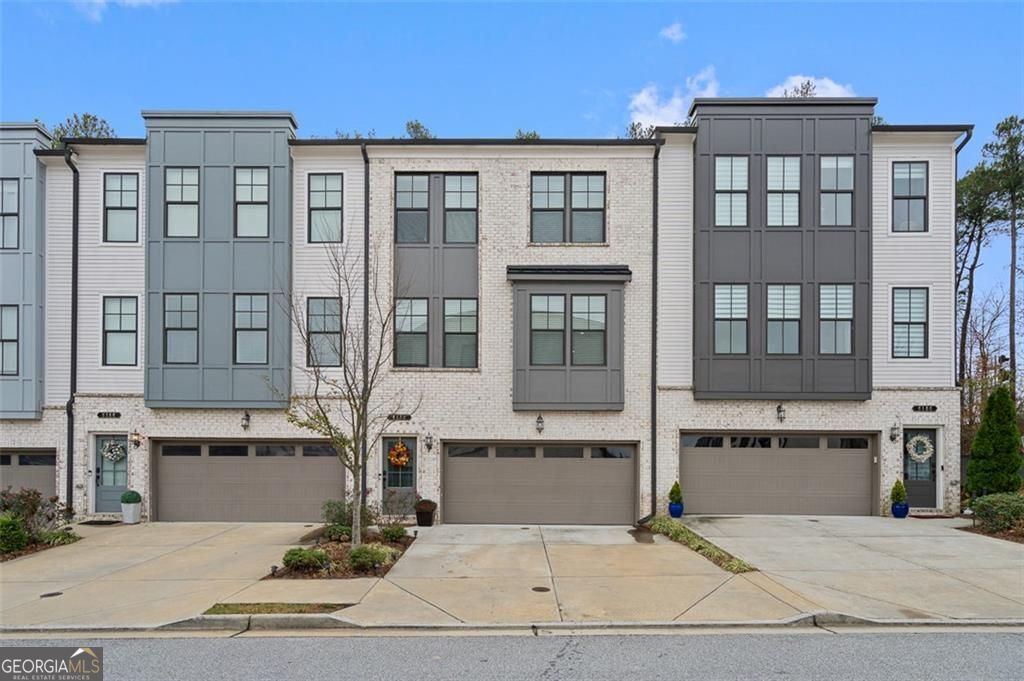 6176 Eves Way, Norcross, GA 30071