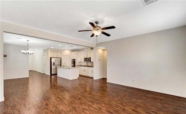 7324 Lavender Rose Avenue, Las Vegas, NV 89117