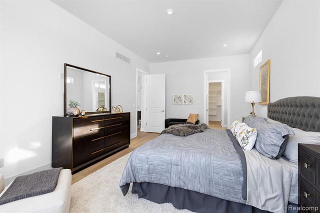 5157 Poppydrew Lane, Ann Arbor, MI 48108