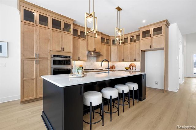 5157 Poppydrew Lane, Ann Arbor, MI 48108