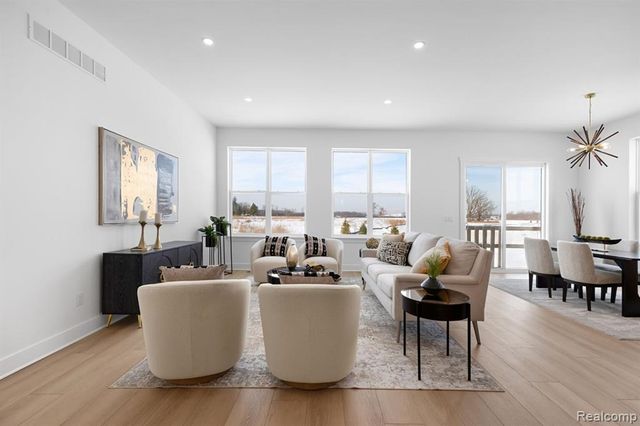 5157 Poppydrew Lane, Ann Arbor, MI 48108