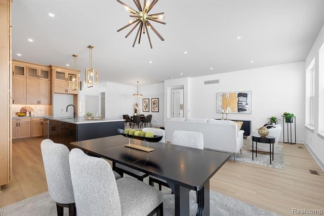 5157 Poppydrew Lane, Ann Arbor, MI 48108