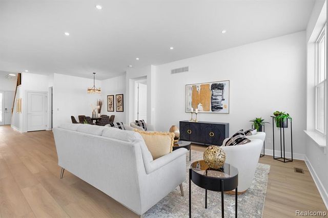 5157 Poppydrew Lane, Ann Arbor, MI 48108