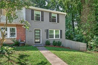 173 Roswell Commons Way, Roswell, GA 30076