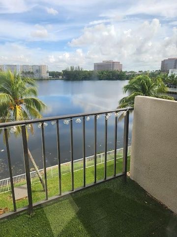 5505 NW 7th St W410, Miami, FL 33126