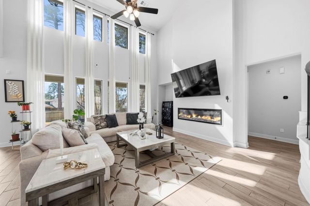 511 Carina Gaze Drive, Conroe, TX 77318