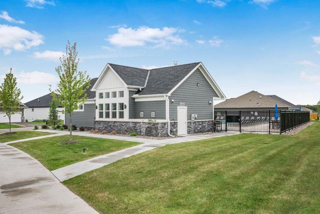 10884 Glacier Lane N, Maple Grove, MN 55369