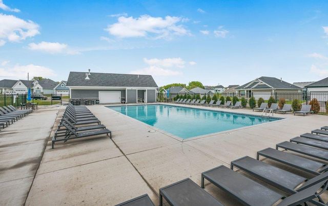 10884 Glacier Lane N, Maple Grove, MN 55369