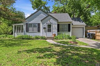 927 SW Medford AVE, Topeka, KS 66606