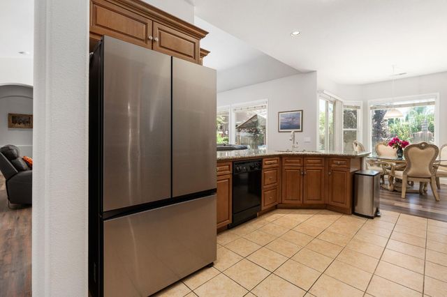 3112 Everglade Avenue, Clovis, CA 93619